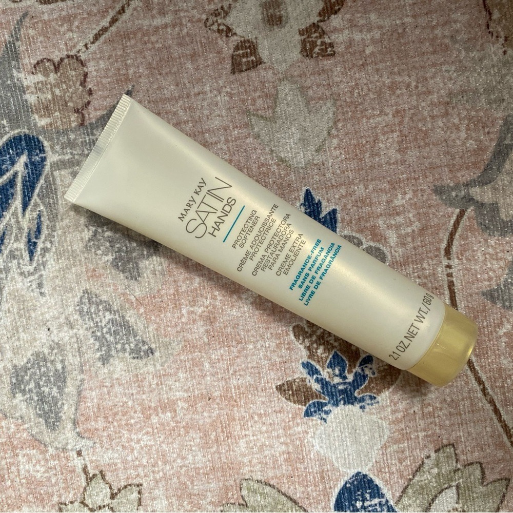 Mary Kay Satin Hands Protecting Softener Fragrance Free 2.1 oz 60g Hand Cream